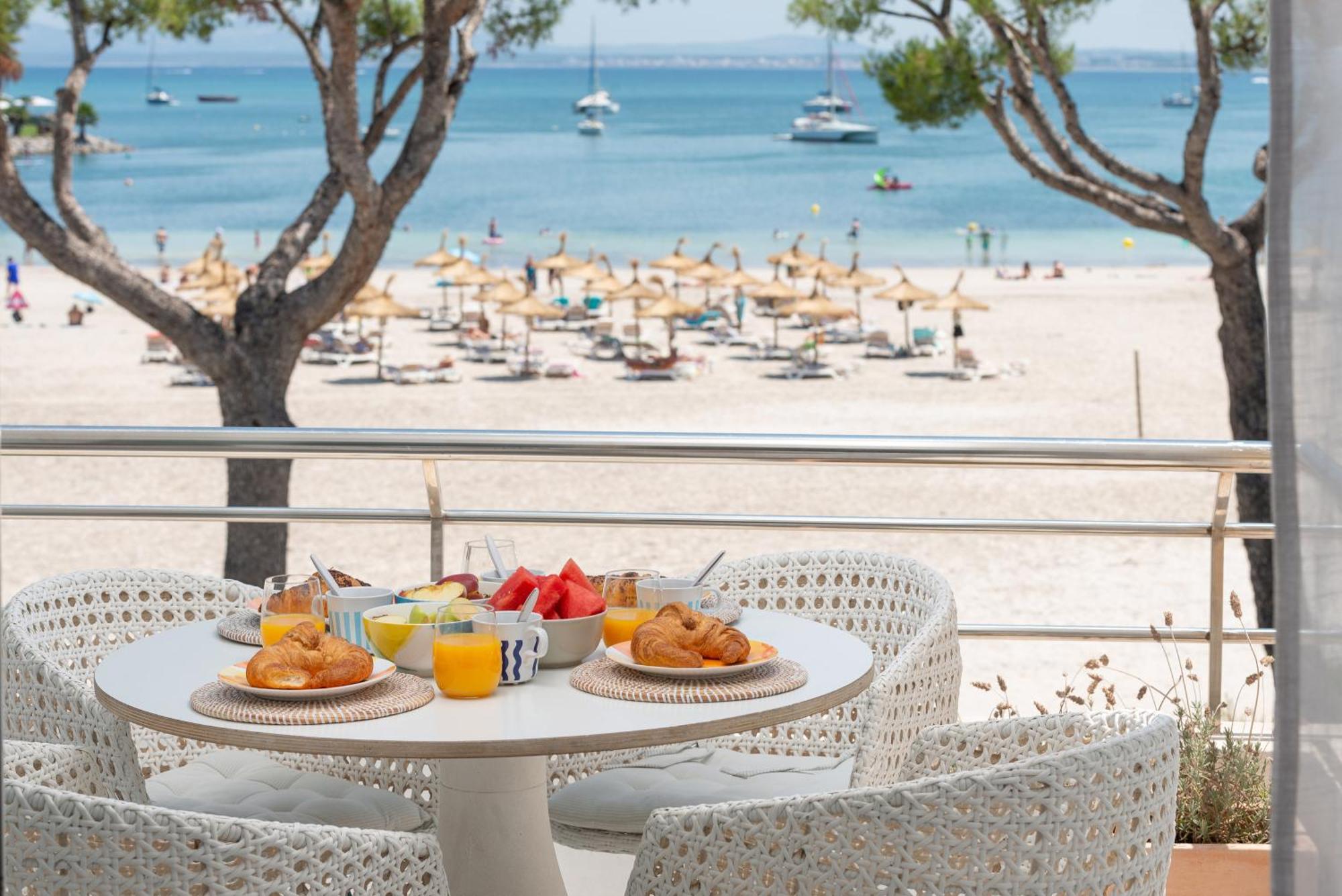 Apartment Blue View Port de Alcudia  Bagian luar foto