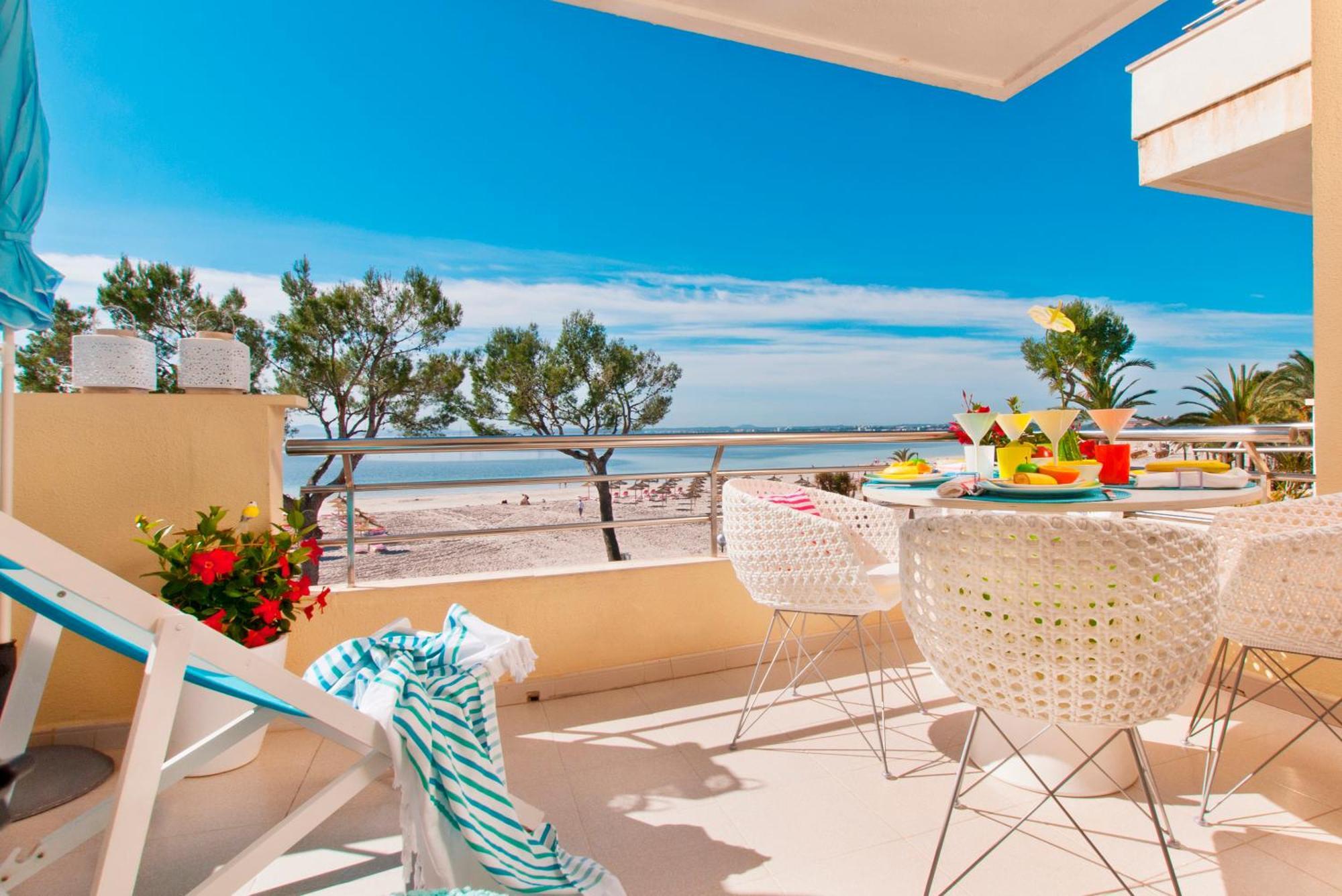 Apartment Blue View Port de Alcudia  Bagian luar foto